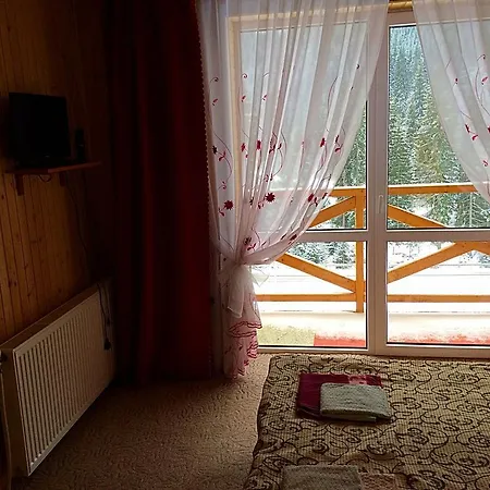 Dream House * Yablunytsya