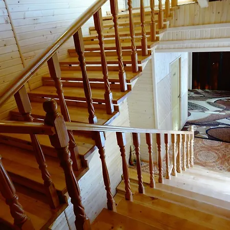 Dream House Yablunytsya